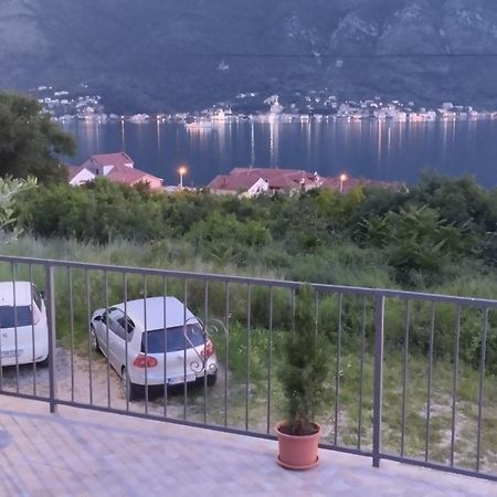 Apartment Deki Studio Котор Экстерьер фото