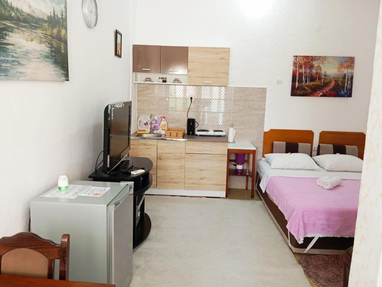 Apartment Deki Studio Котор Экстерьер фото