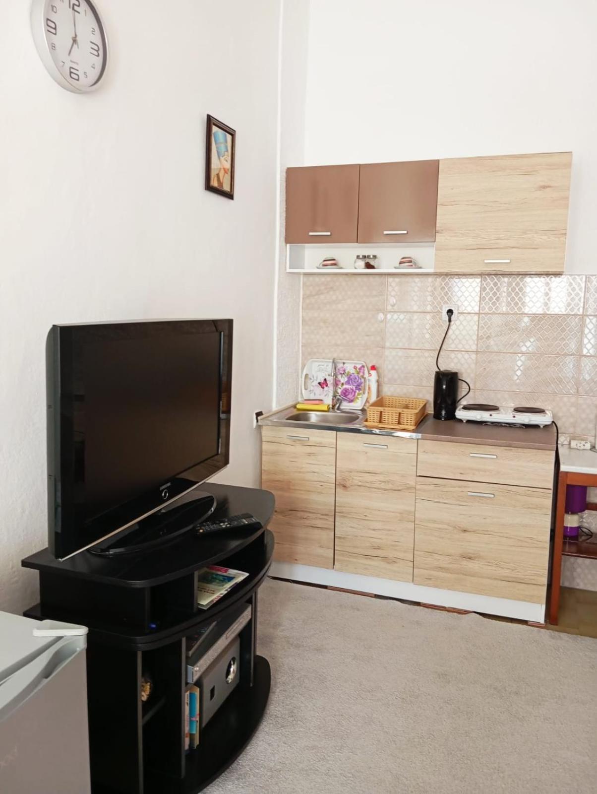 Apartment Deki Studio Котор Экстерьер фото